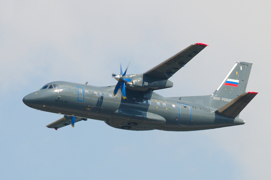 Ан-140