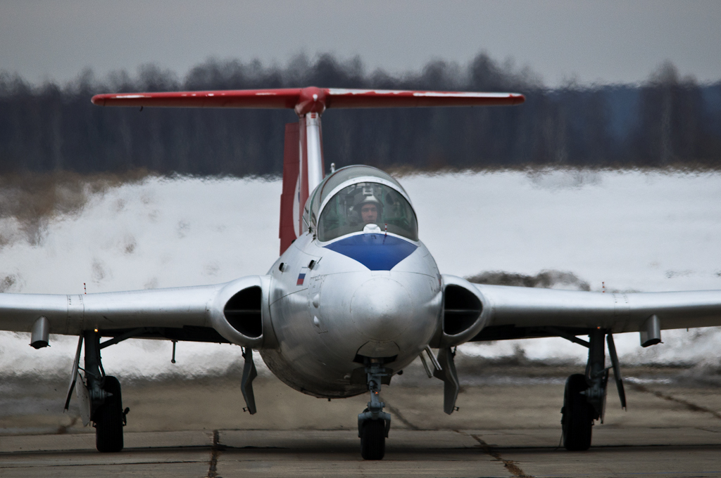 L-29 рулежка после посадки